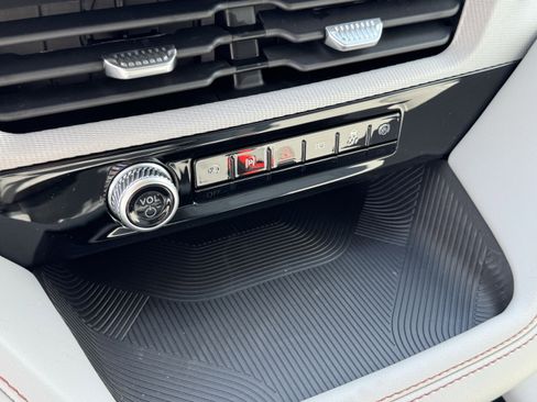 New 2026 Ford Explorer Active image 19