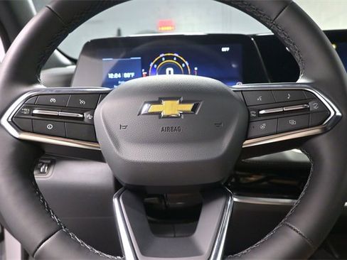 New 2026 Chevrolet Equinox LT w/ Convenience Package II image 16