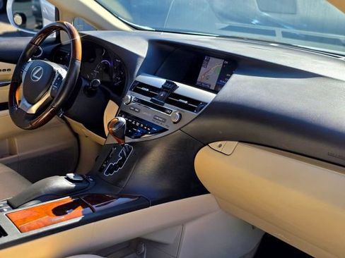 Used 2013 Lexus RX 450h AWD w/ Navigation Pkg image 19