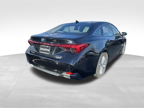 Used 2020 Toyota Avalon Limited w/ Advanced Safety Package image 7