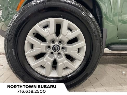 Used 2022 Nissan Frontier SV w/ SV Premium Package image 30