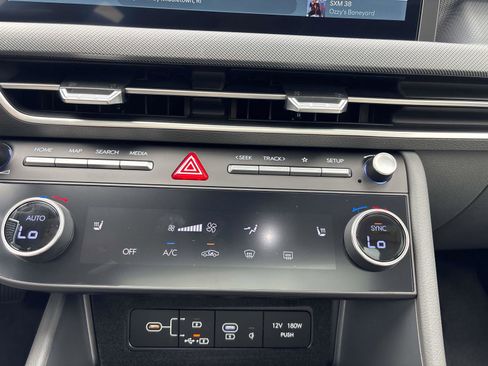 Certified 2025 Hyundai Sonata SEL image 11