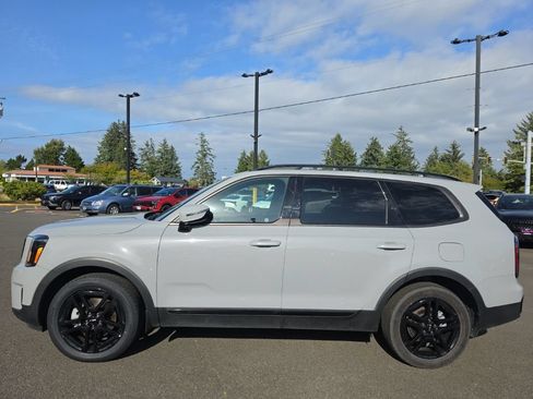 Used 2024 Kia Telluride SX X-Line AWD/4WD image 3
