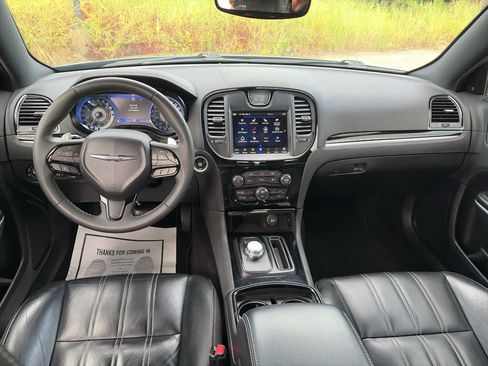 Used 2023 Chrysler 300 S RWD image 6
