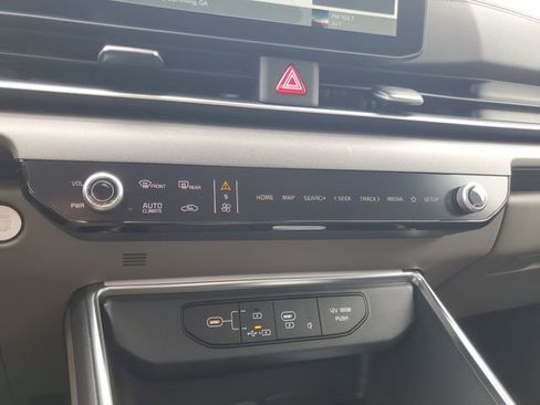 New 2026 Kia Carnival SX image 24