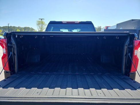 Used 2021 Chevrolet Silverado 1500 RST AWD/4WD image 15