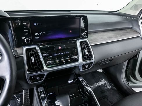 Used 2021 Kia Sorento SX Prestige AWD/4WD image 14
