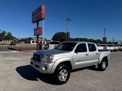 Used 2010 Toyota Tacoma 4x4 Double Cab image 1