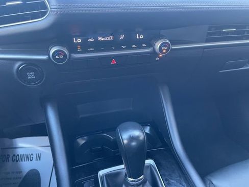 Used 2024 MAZDA MAZDA3 s FWD image 20
