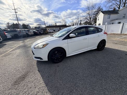 Used 2013 Ford Focus ST image 21