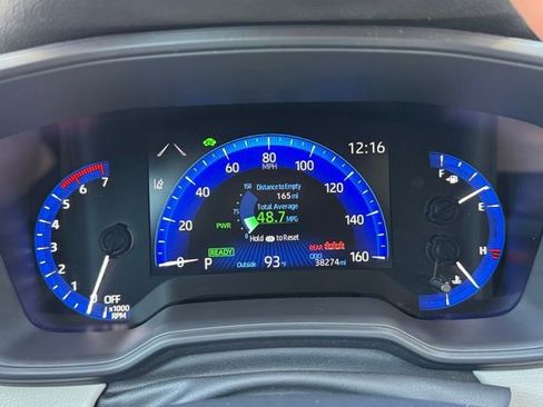 Used 2022 Toyota Corolla LE image 13