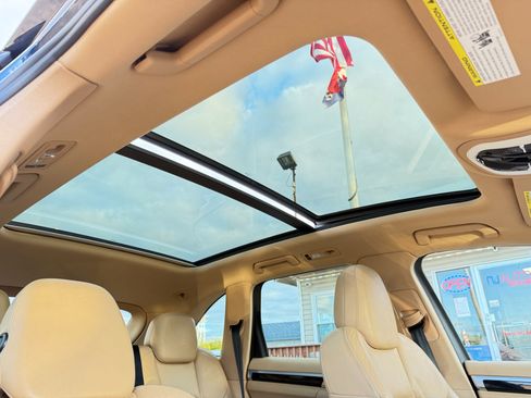 Used 2012 Porsche Cayenne image 53