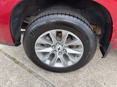 Used 2019 Chevrolet Silverado 1500 High Country w/ Technology Package image 23