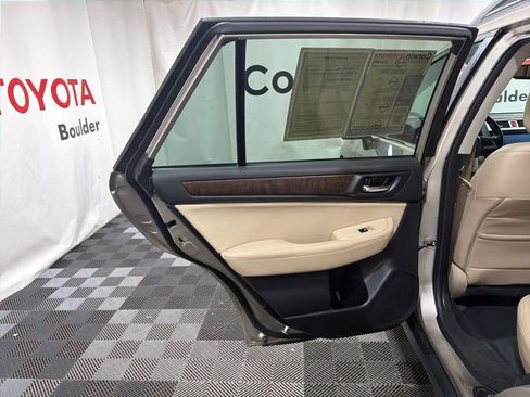 Used 2015 Subaru Outback 2.5i Limited image 18