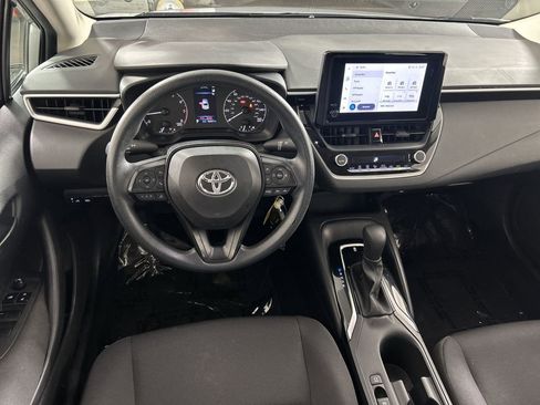Used 2024 Toyota Corolla LE image 21