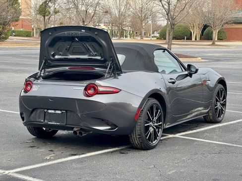 Used 2024 MAZDA MX-5 Miata Grand Touring w/ Weather Package image 18