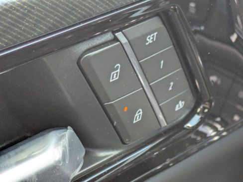 New 2026 GMC Yukon AT4 w/ AT4 Premium Plus Package AWD/4WD image 24