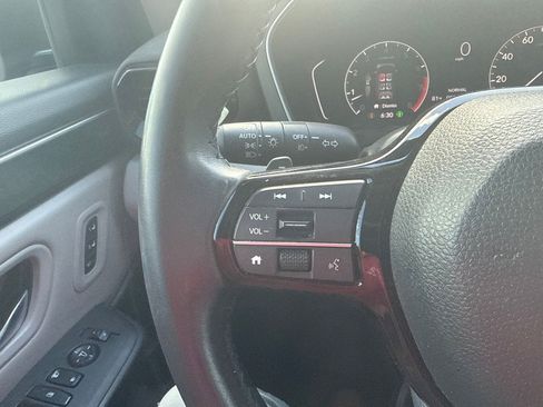 Used 2023 Honda Pilot EX-L image 22