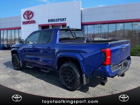 Certified 2025 Toyota Tacoma SR5 image 3