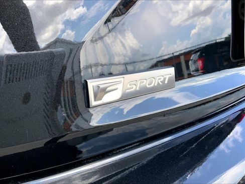 Used 2019 Lexus IS 300 F Sport w/ F Sport Package RWD image 10