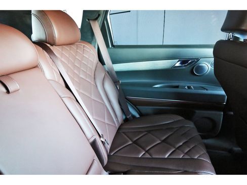 Used 2025 Genesis GV80 3.5T Prestige image 14