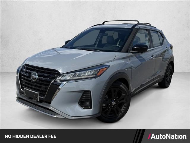Used 2021 Nissan Kicks SR w/ SR Premium Package FWD image 1