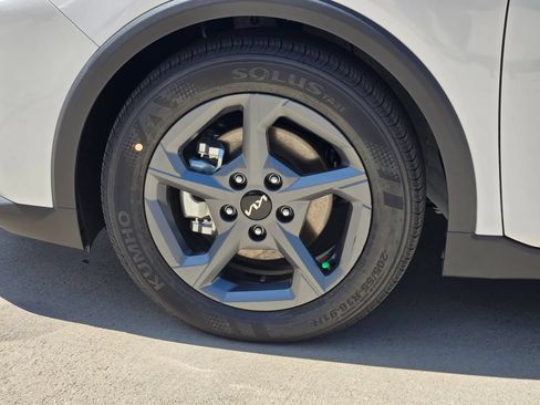 New 2026 Kia K4 FWD image 9