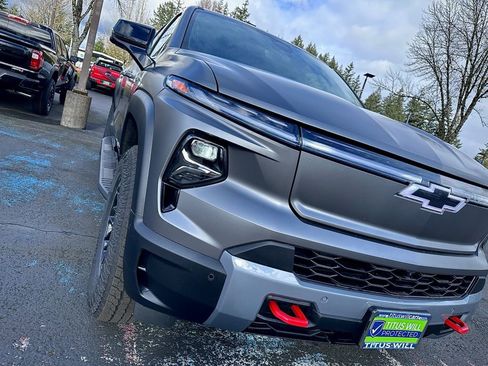 New 2026 Chevrolet Silverado EV Trail Boss AWD/4WD image 25