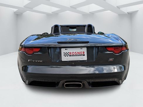 Used 2020 Jaguar F-TYPE Convertible image 4