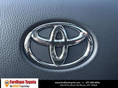 Certified 2021 Toyota Highlander XLE image 36