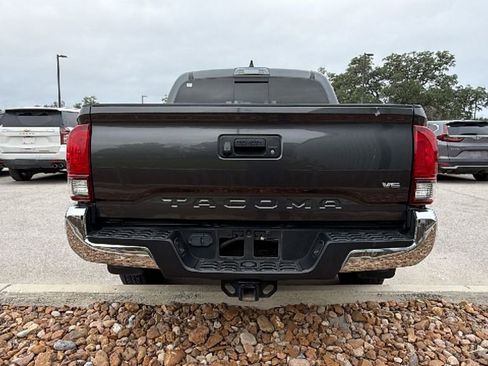 Used 2023 Toyota Tacoma SR5 RWD image 9