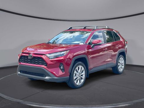 Used 2025 Toyota RAV4 XLE Premium w/ Weather Package FWD image 1