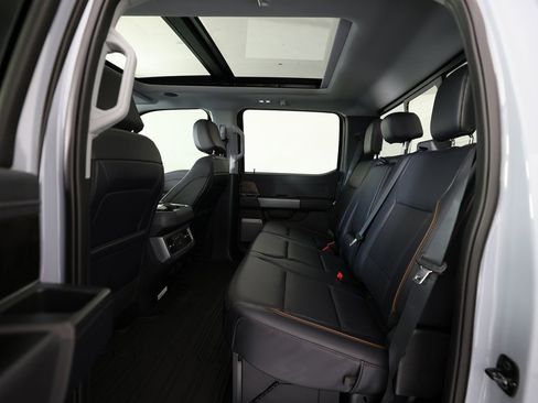 Used 2025 Ford F450 Lariat w/ Lariat Ultimate Package image 14