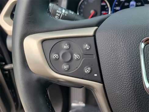 Used 2023 GMC Acadia Denali w/ Denali Technology Package image 31