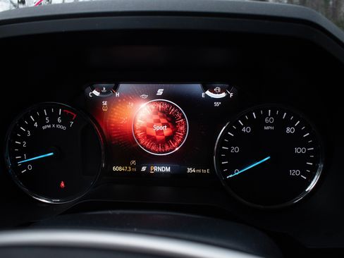 Used 2024 Ford Expedition XLT image 37