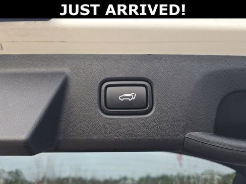 Certified 2025 Hyundai Tucson SEL FWD image 9