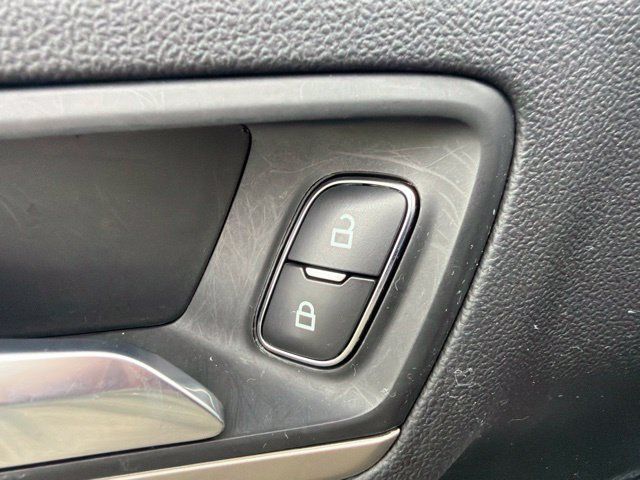 Certified 2022 Ford Escape SEL AWD/4WD image 25
