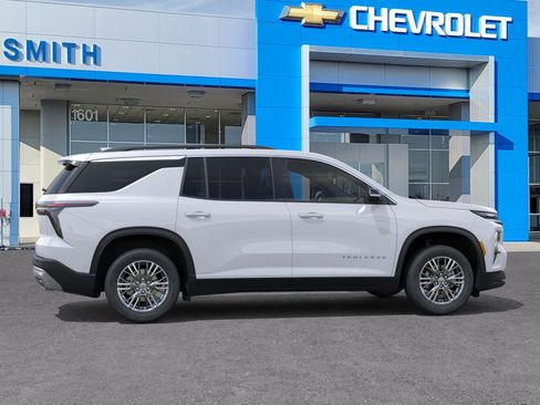 New 2026 Chevrolet Traverse LT image 29