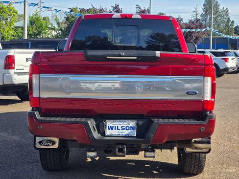 Used 2019 Ford F250 Platinum w/ Platinum Ultimate Package AWD/4WD image 7