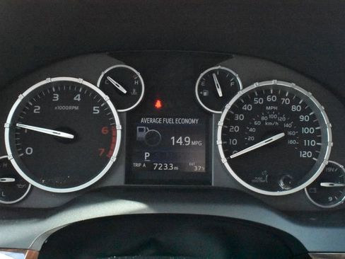 Used 2016 Toyota Tundra Limited image 15