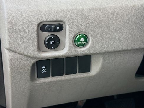 Used 2018 Honda Pilot EX-L image 10