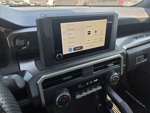 Used 2025 Toyota Tacoma SR5 RWD image 19