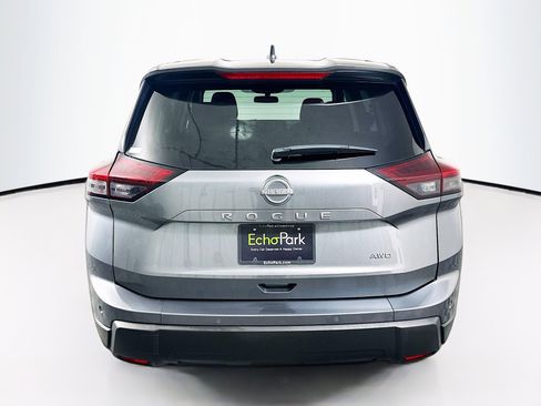 Used 2025 Nissan Rogue S image 7