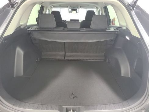 Certified 2023 Toyota RAV4 LE AWD/4WD image 33