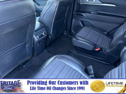 Used 2025 Ford Explorer ST-Line AWD/4WD image 12