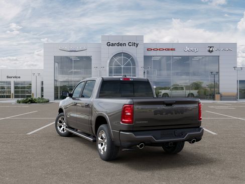 New 2026 RAM 1500 Big Horn AWD/4WD image 4