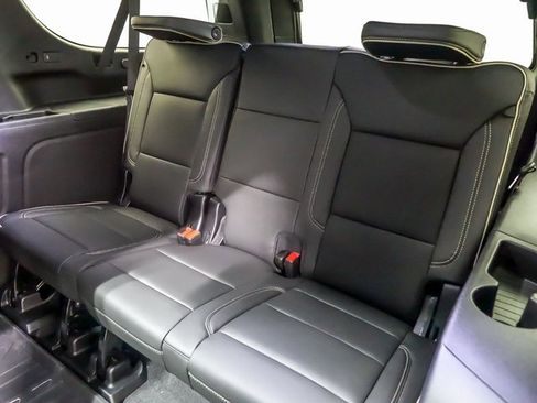 New 2026 Chevrolet Suburban Premier image 13