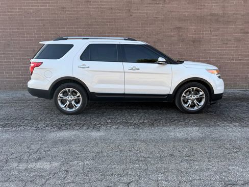 Used 2014 Ford Explorer Limited image 6