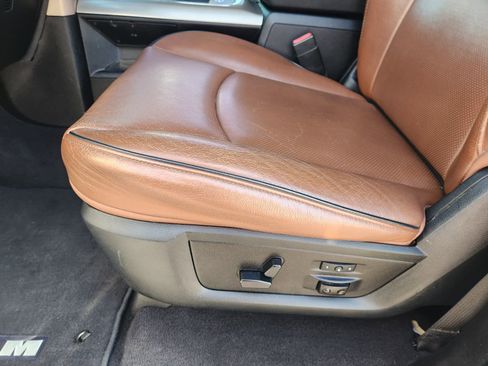 Used 2018 RAM 3500 Laramie Longhorn image 29