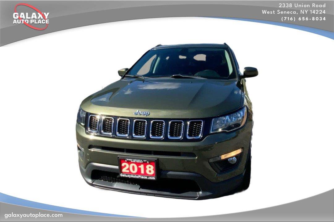 Used 2018 Jeep Compass Latitude w/ Cold Weather Group AWD/4WD image 2
